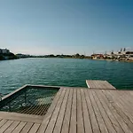 Kolokemp Pri Sukromnom Jazere Boldog