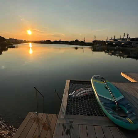 Kolokemp Pri Sukromnom Jazere Boldog Casa vacanze Senec