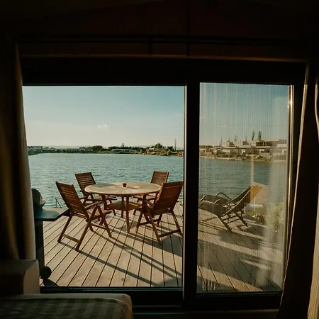 Kolokemp Pri Sukromnom Jazere Boldog Casa vacanze Senec