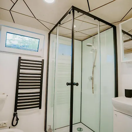 Kolokemp Pri Sukromnom Jazere Boldog Senec