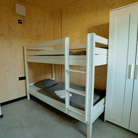 Kolokemp Pri Sukromnom Jazere Boldog Senec