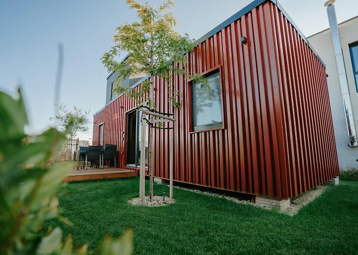 Kolokemp Pri Sukromnom Jazere Boldog Дом отдыха