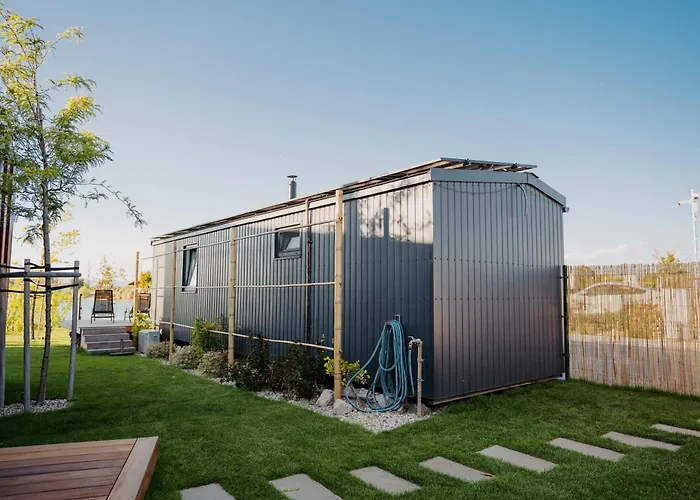 Дом отдыха Kolokemp Pri Sukromnom Jazere Boldog *